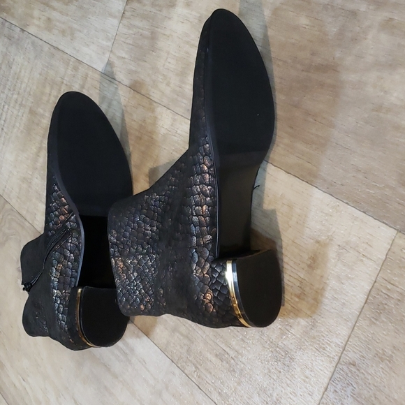 Vaneli bootie - Picture 3 of 3